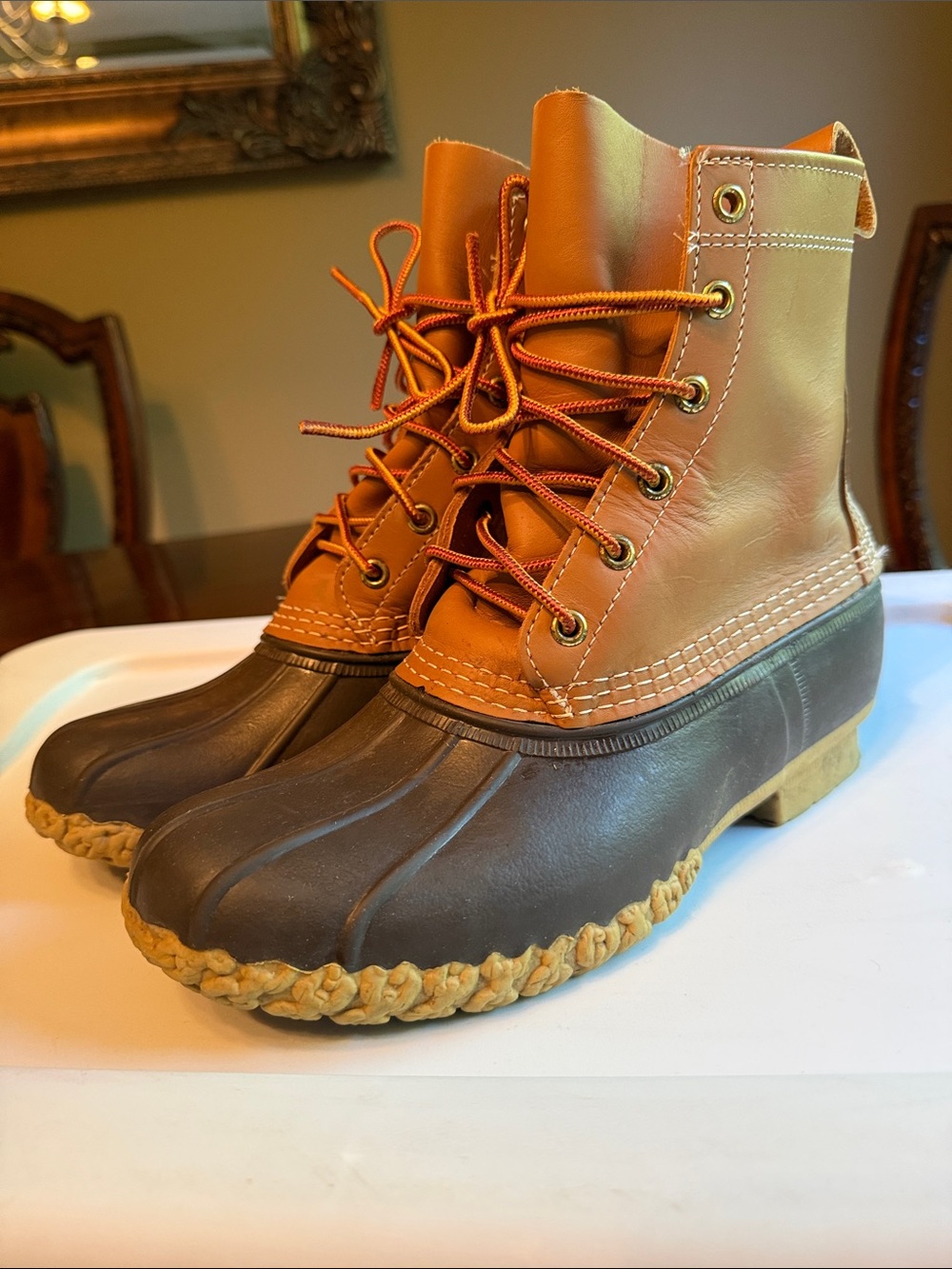 VINTAGE LL BEAN WOMEN'S TAN LEATHER LACE UP DUCK BOOTS, MADE IN USA, SIZE 8 M